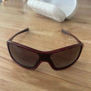 Women’s Oakley “Break Up” sunglasses